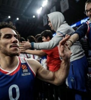 Shane Larkin’den Elazığ depremzedelerine destek