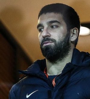 Galatasaray’la Arda Turan anlaşamamıştı, Arda Turan futbolu bırakacakmı?