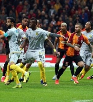 Galatasaray, Fenerbahçe maçı öncesi Yeni Malatyaspor’u tek golle geçti