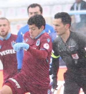 Trabzonspor, Erzurumspor’u eleyerek yarı finalde Fenerbahçe ile eşleşti